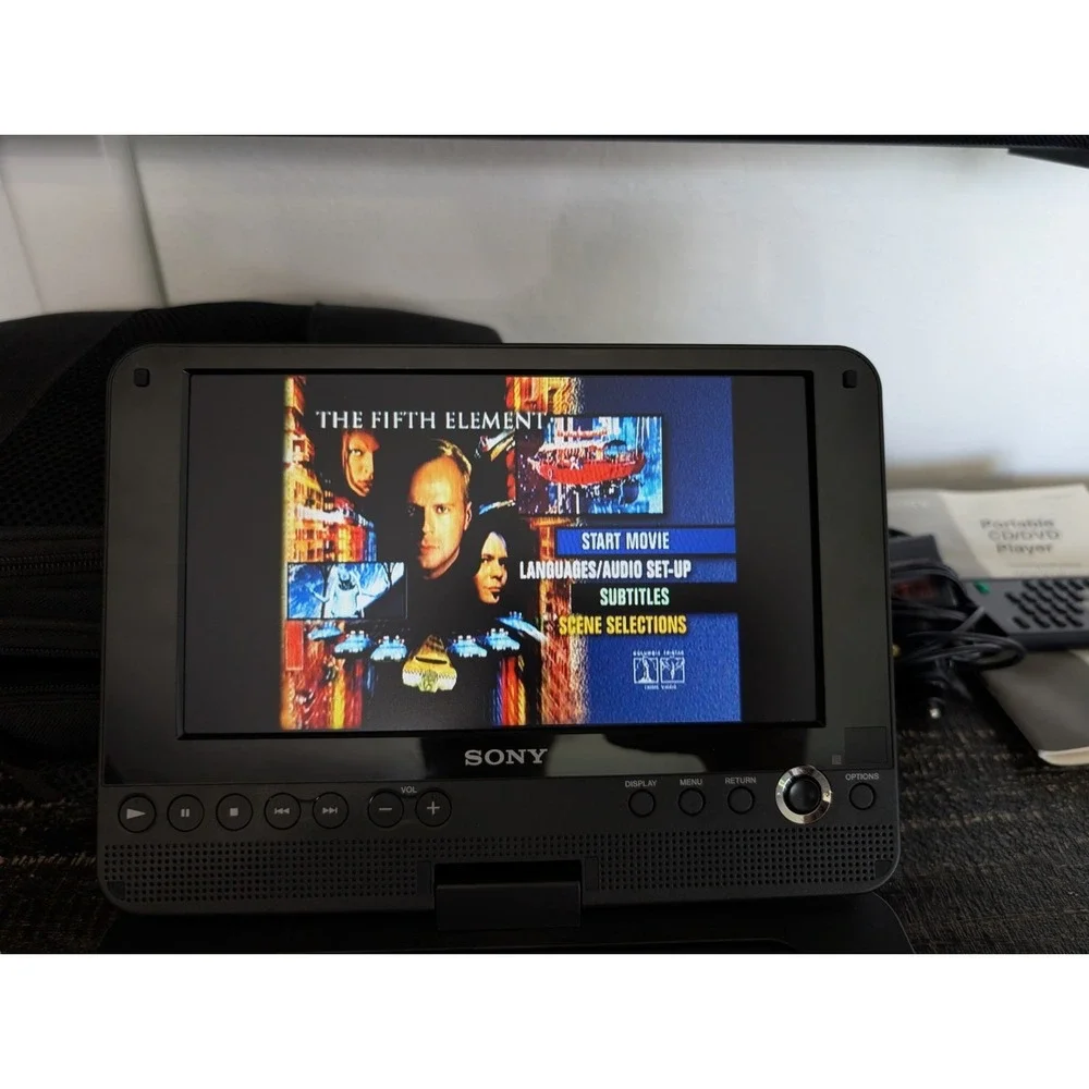 Sony Portable CD/DVD Player DVP-FX820 8